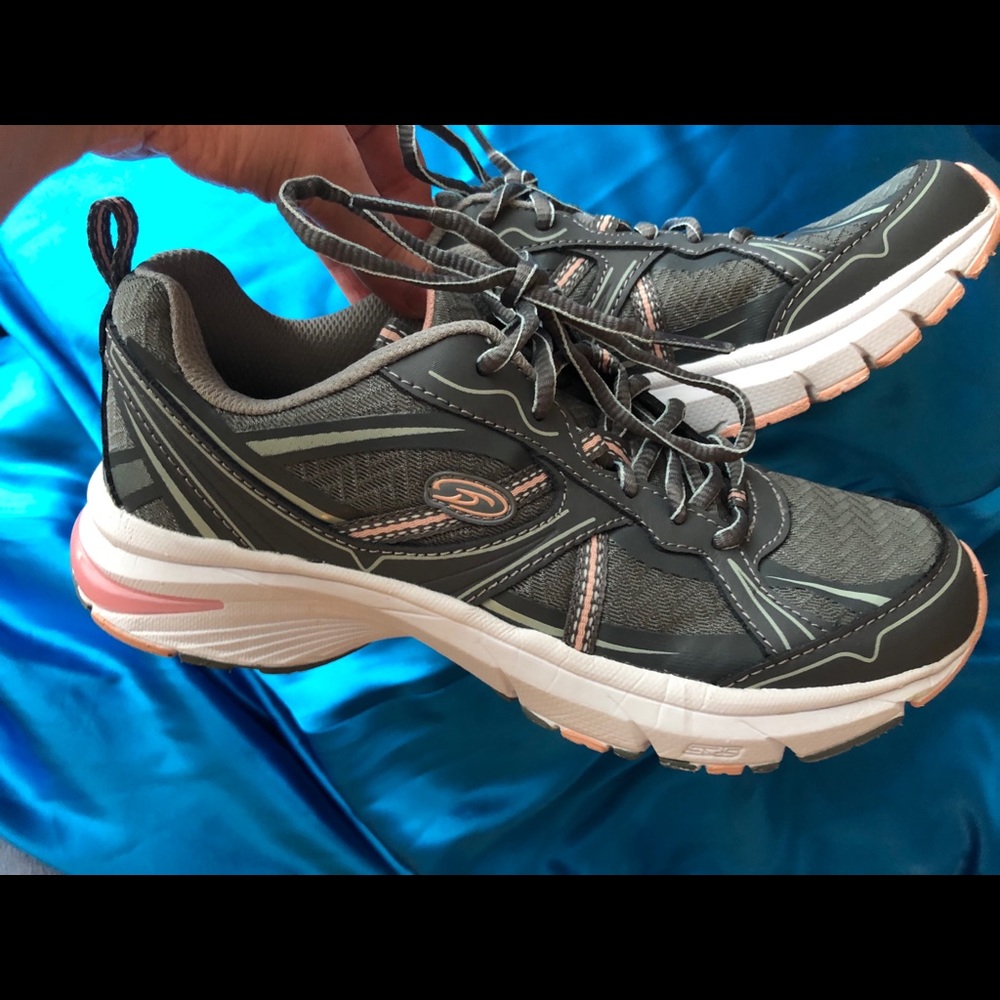 Dr. Scholl’s Shoes athletic wear (size: 7)
